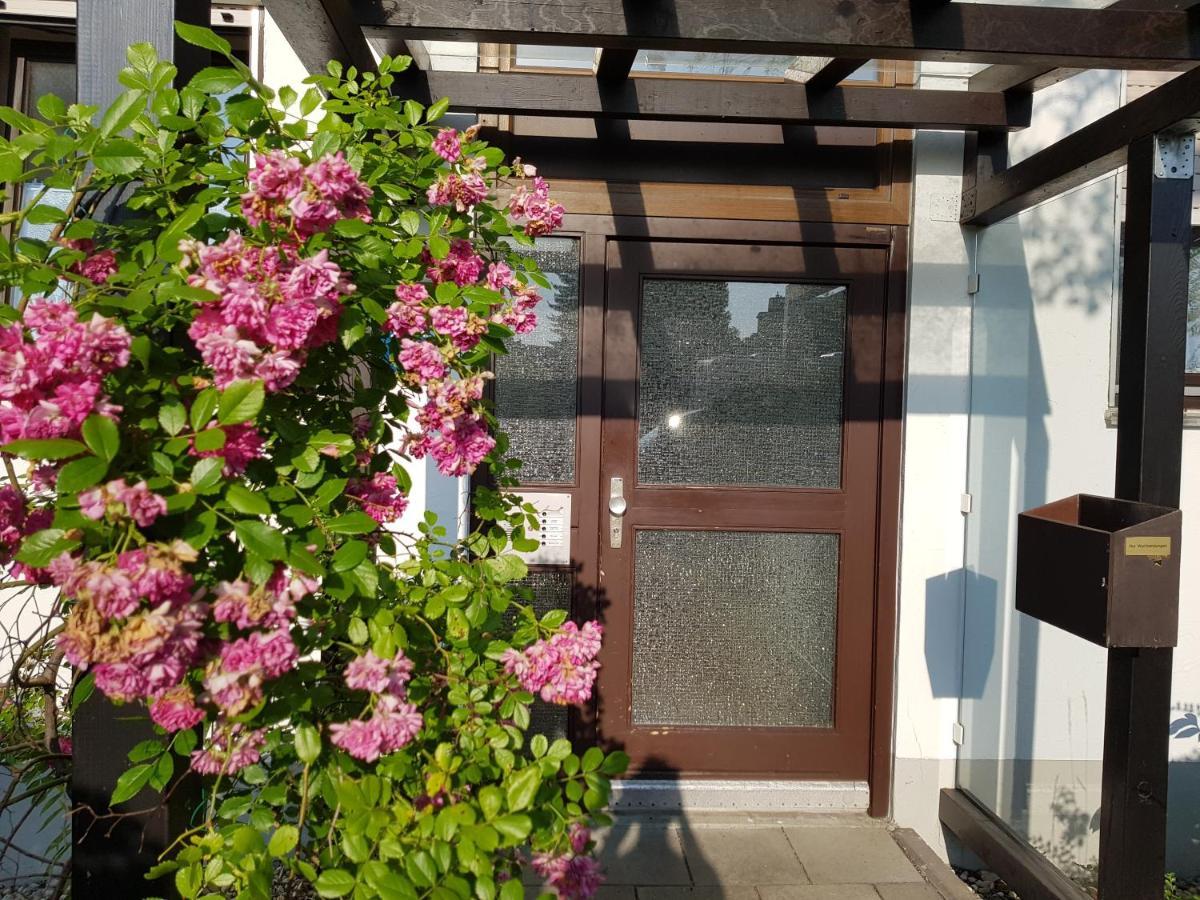 Accommodatie bij particulieren Ruhiges, Helles, Privates Doppelzimmer An Der U-bahn *