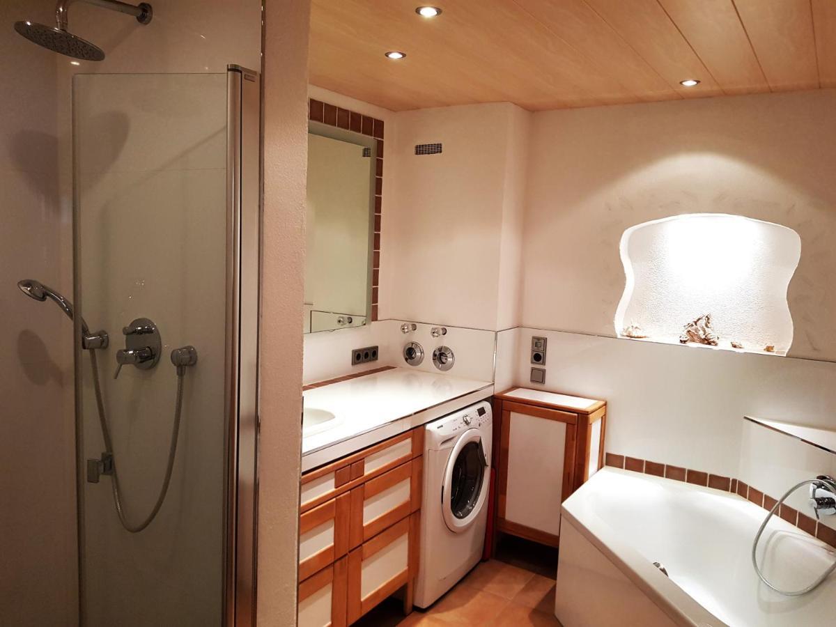 Ruhiges, Helles, Privates Doppelzimmer An Der U-bahn